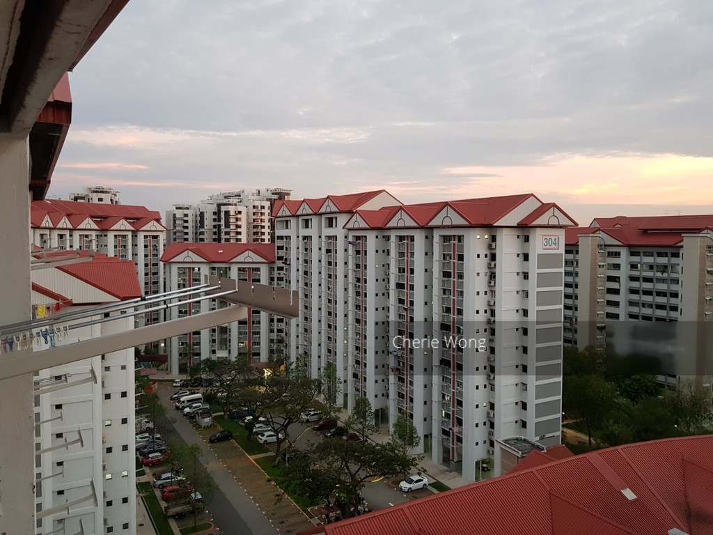 Blk 301 Jurong East Street 32 (Jurong East), HDB 3 Rooms #202184842